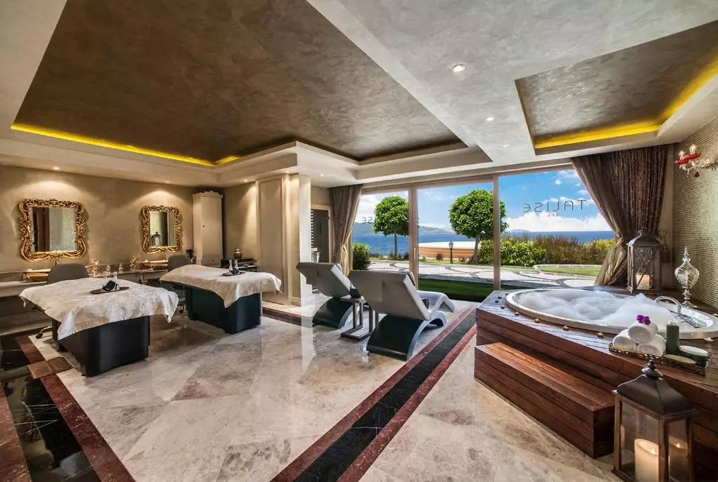 بی پریمیوم بدروم