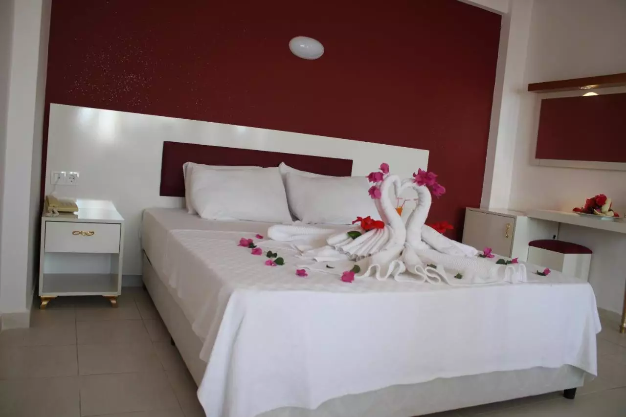 بین بیلا آلانیا