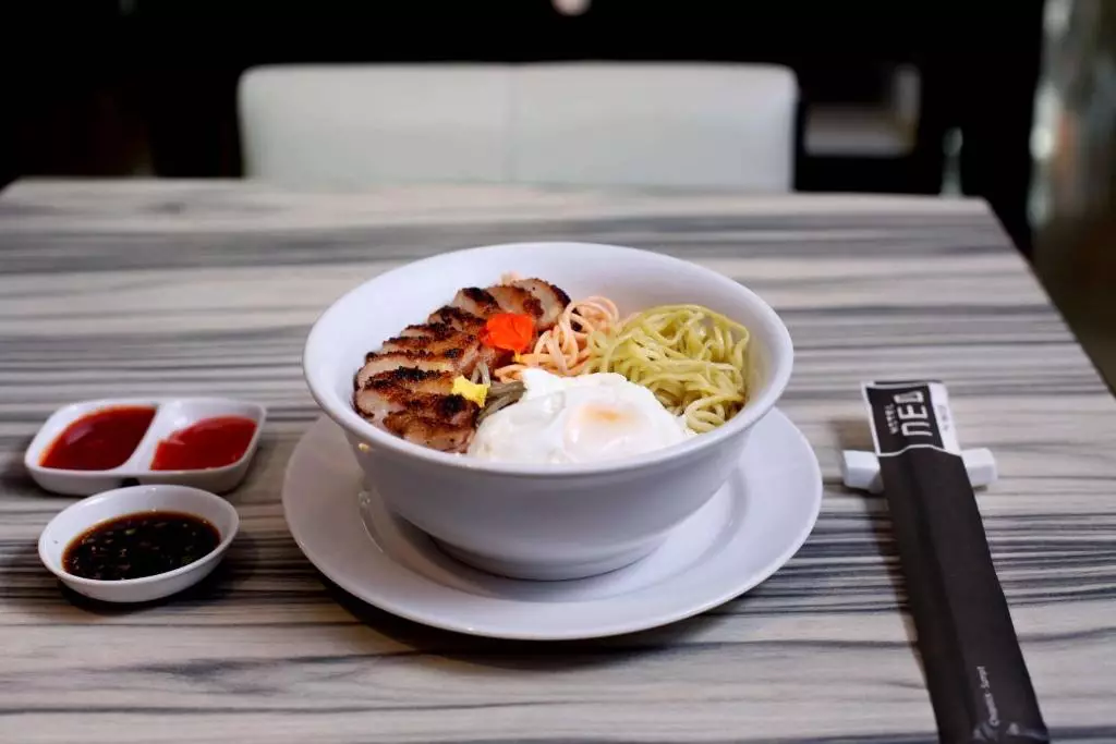 نئو کوتا جلانتیک لگین