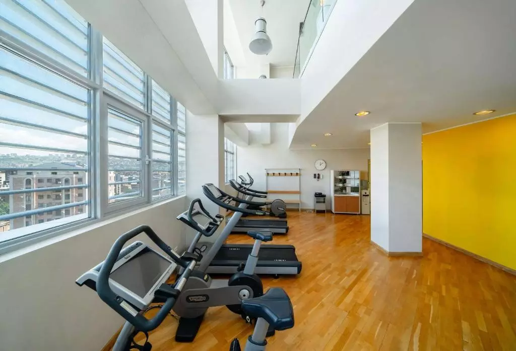 دابل تری بای هیلتون ایروان سیتی سنتر