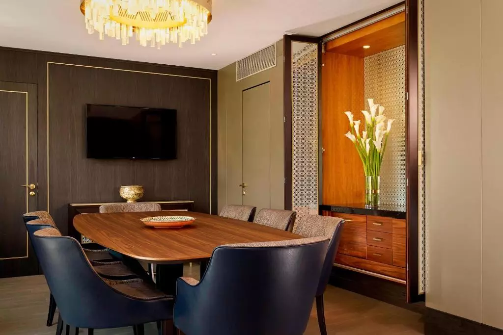 الکساندر لاکچری کالکشن ایروان