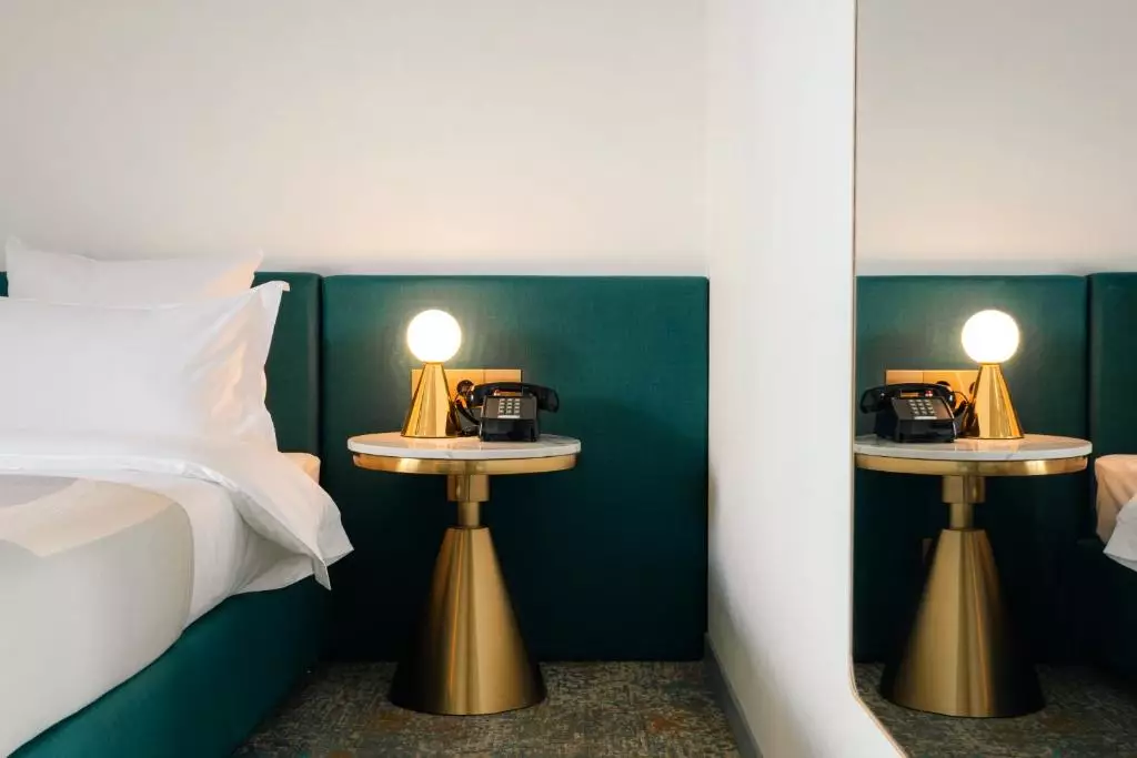 کاستر پلوکس تفلیس