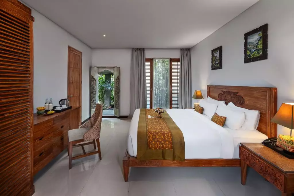 آدیوانا سوارگا لوکا ریچریت ریزورت