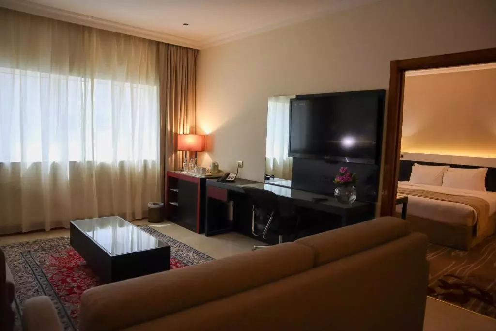 ویژن ایمپریال(اکسلسیور داون تاون سابق)دبی