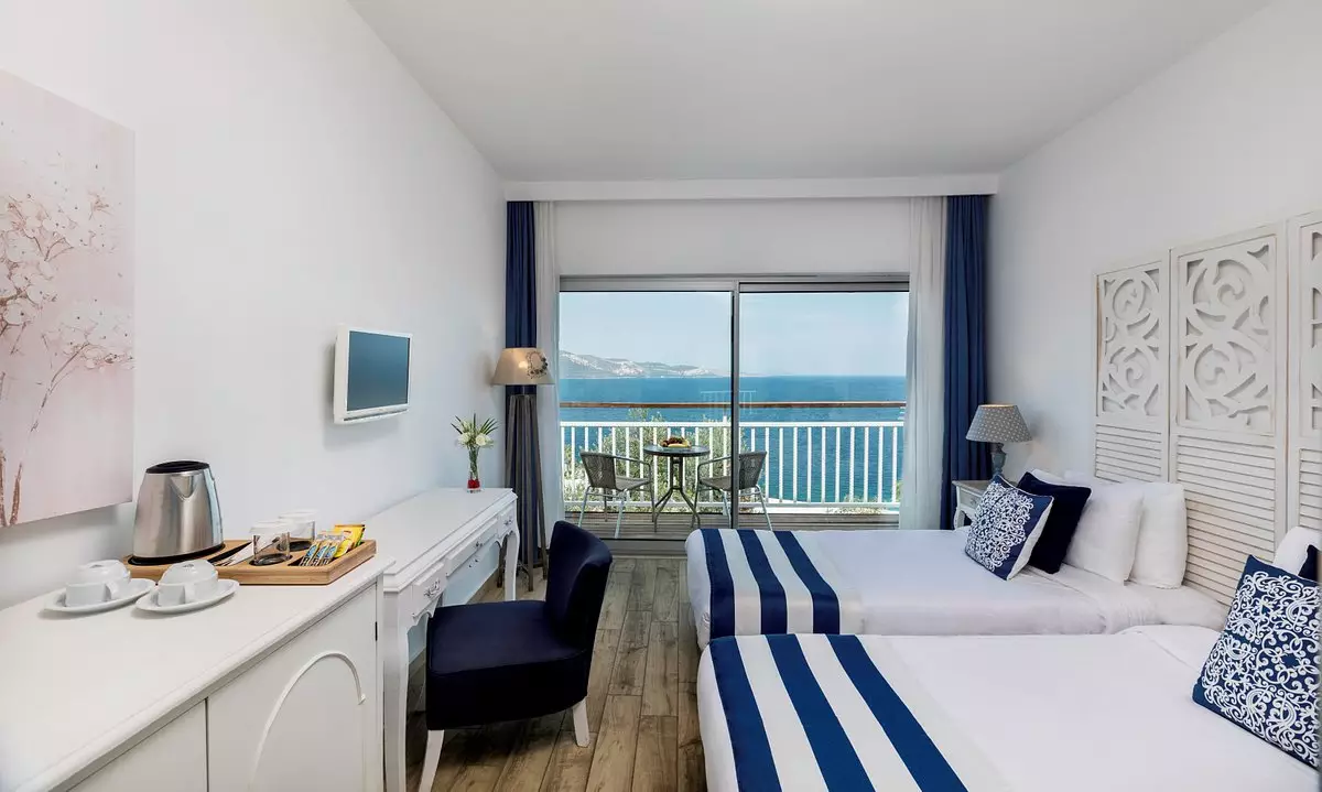 بلو دریمز ریزورت