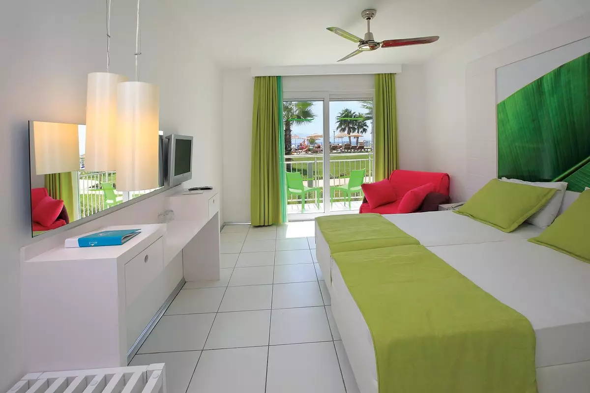 آرمونیا هالیدی ویلیج اند اسپا