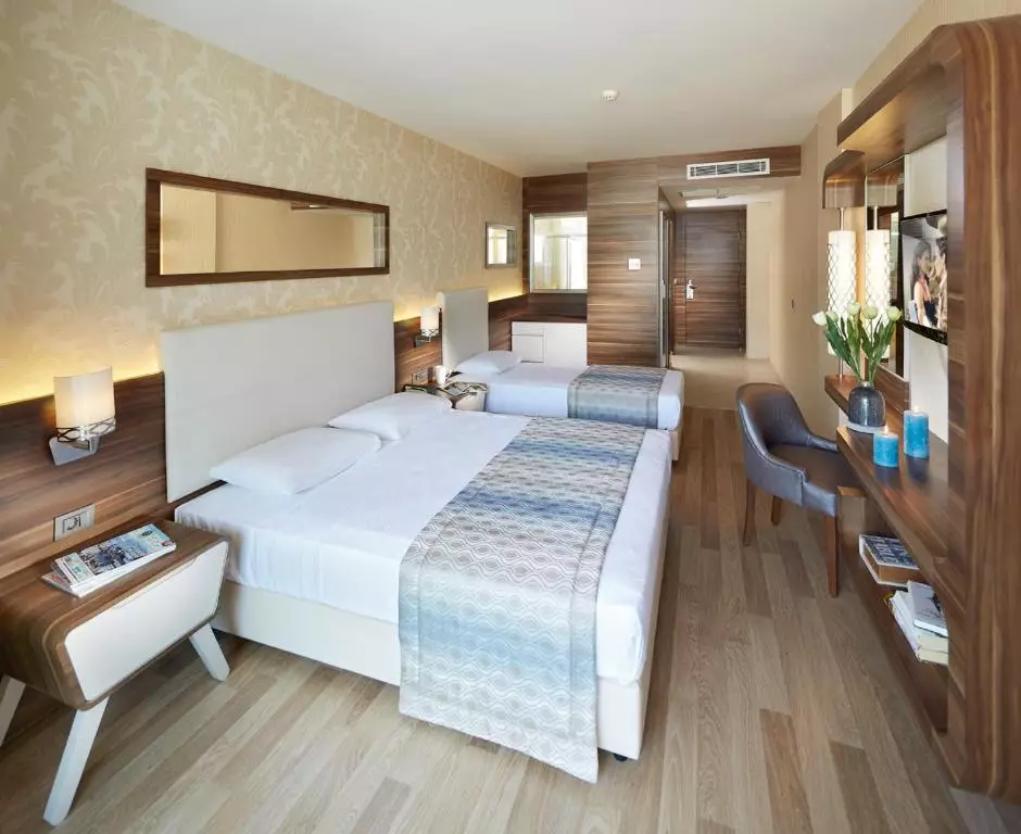 امره بیچ مارماریس