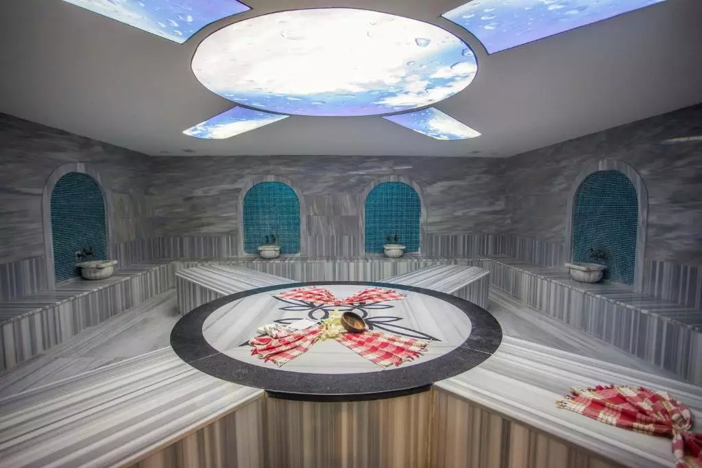 افتالیا مارین آلانیا