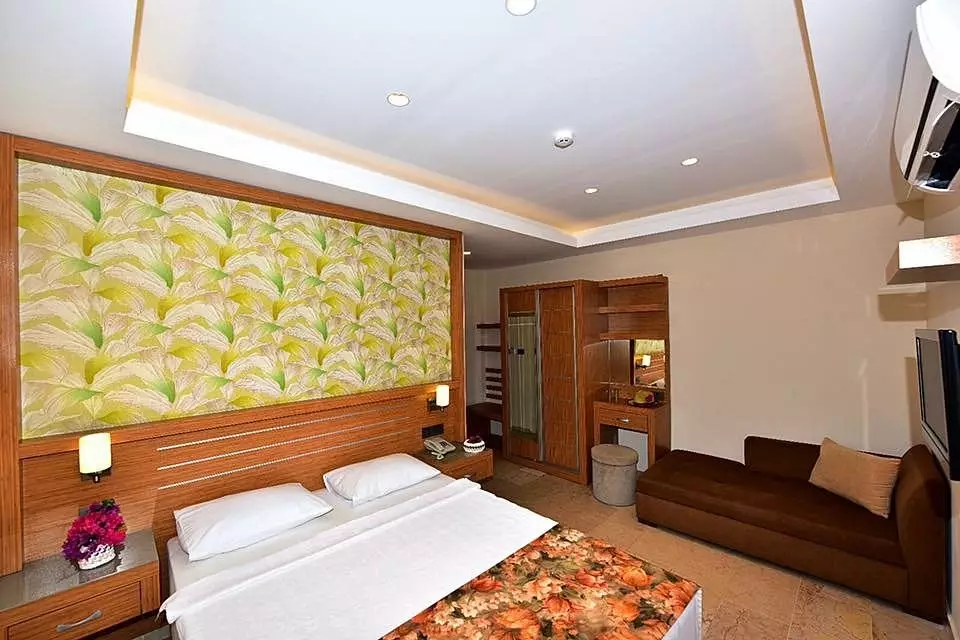 پارکیم آیاز