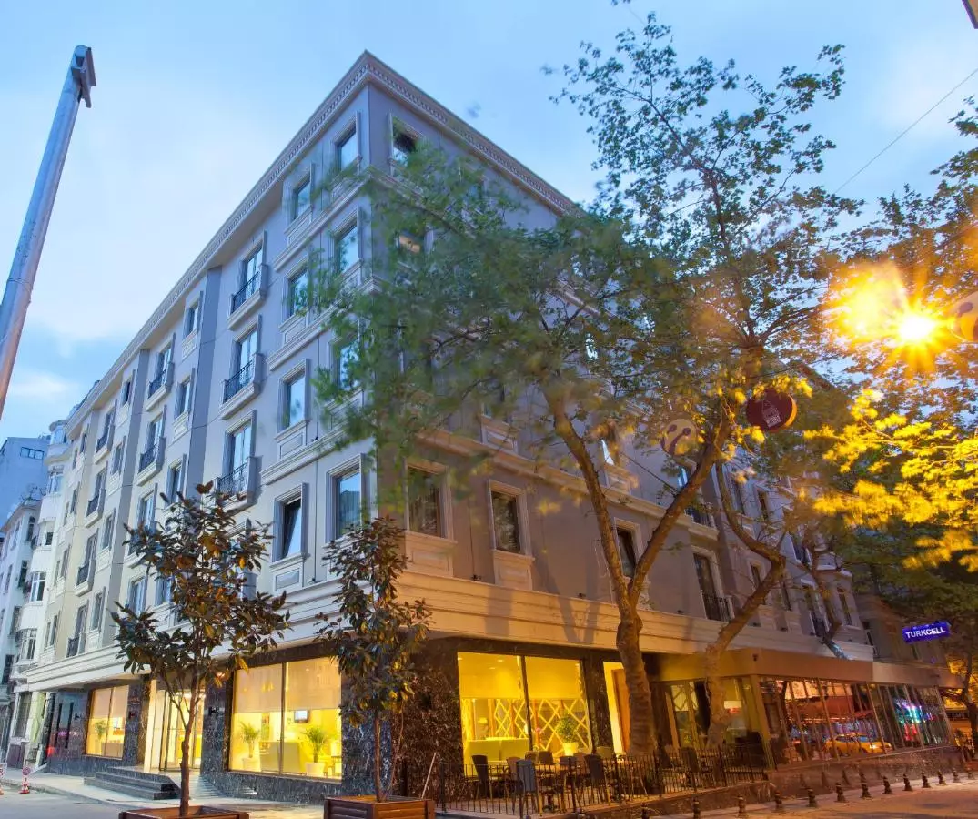 پارما اسپا تکسیم استانبول