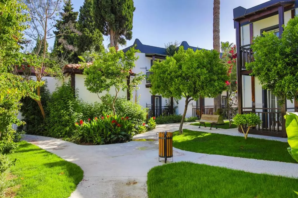 هتل بیتز گاردن لایف