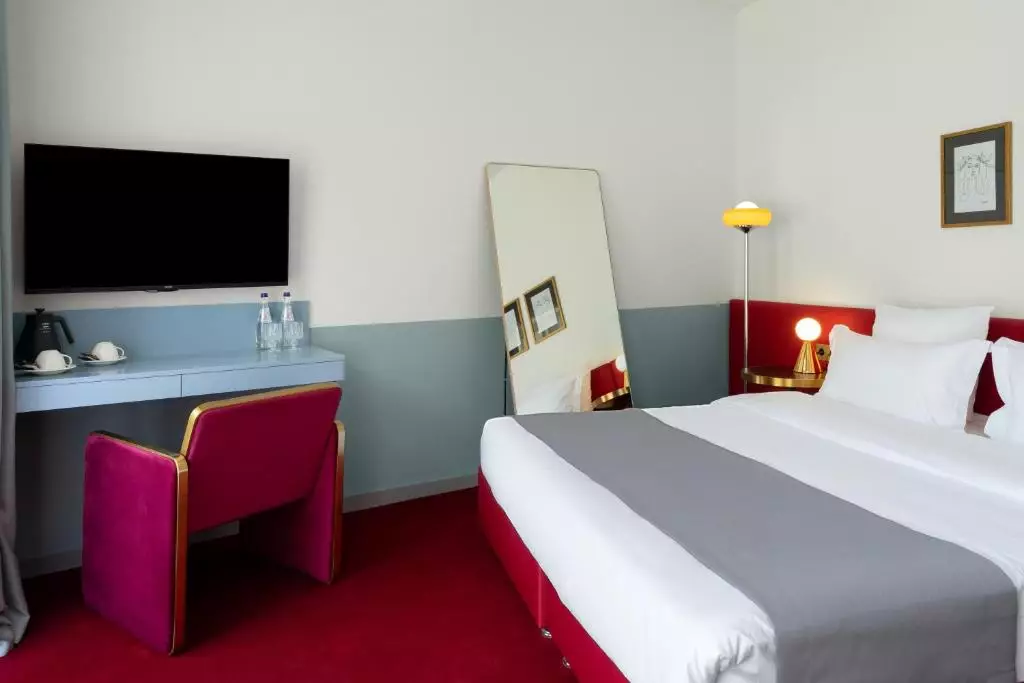 کاستر پلوکس تفلیس