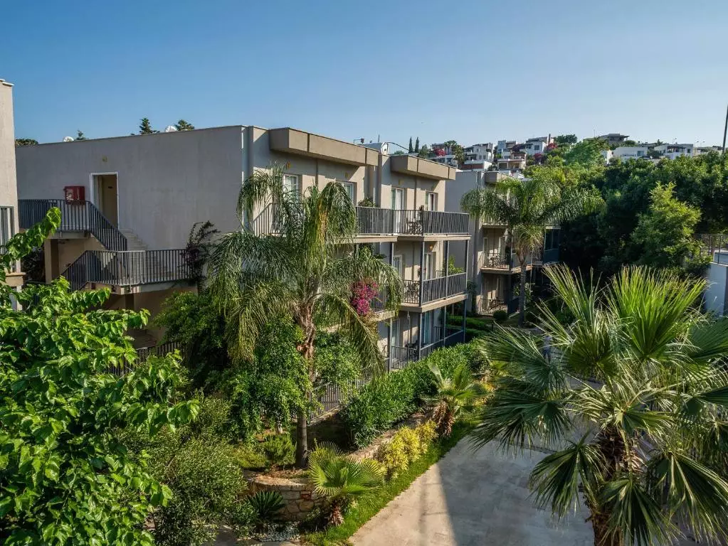 بدروم بیچ ریزورت