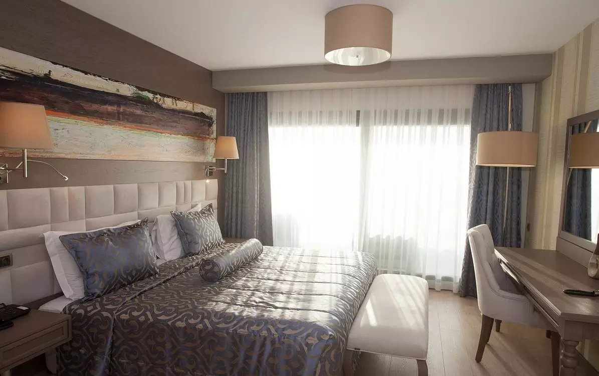 گرند بلو اسکای اینترنشنال