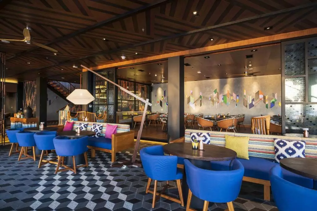 ایندیگو سمینیاک بیچ بالی