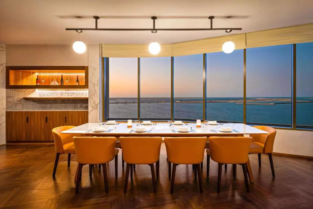 جی ای بیچ دبی