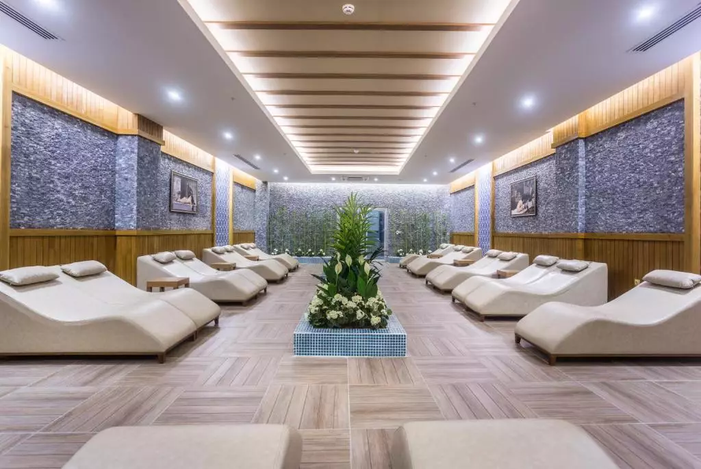 لونیسرا ریزورت آلانیا