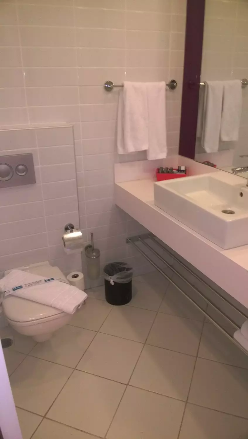 آرمونیا هالیدی ویلیج اند اسپا