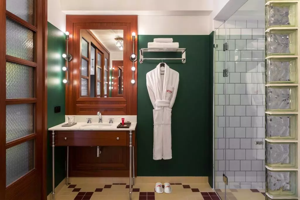 آفیشا تفلیس