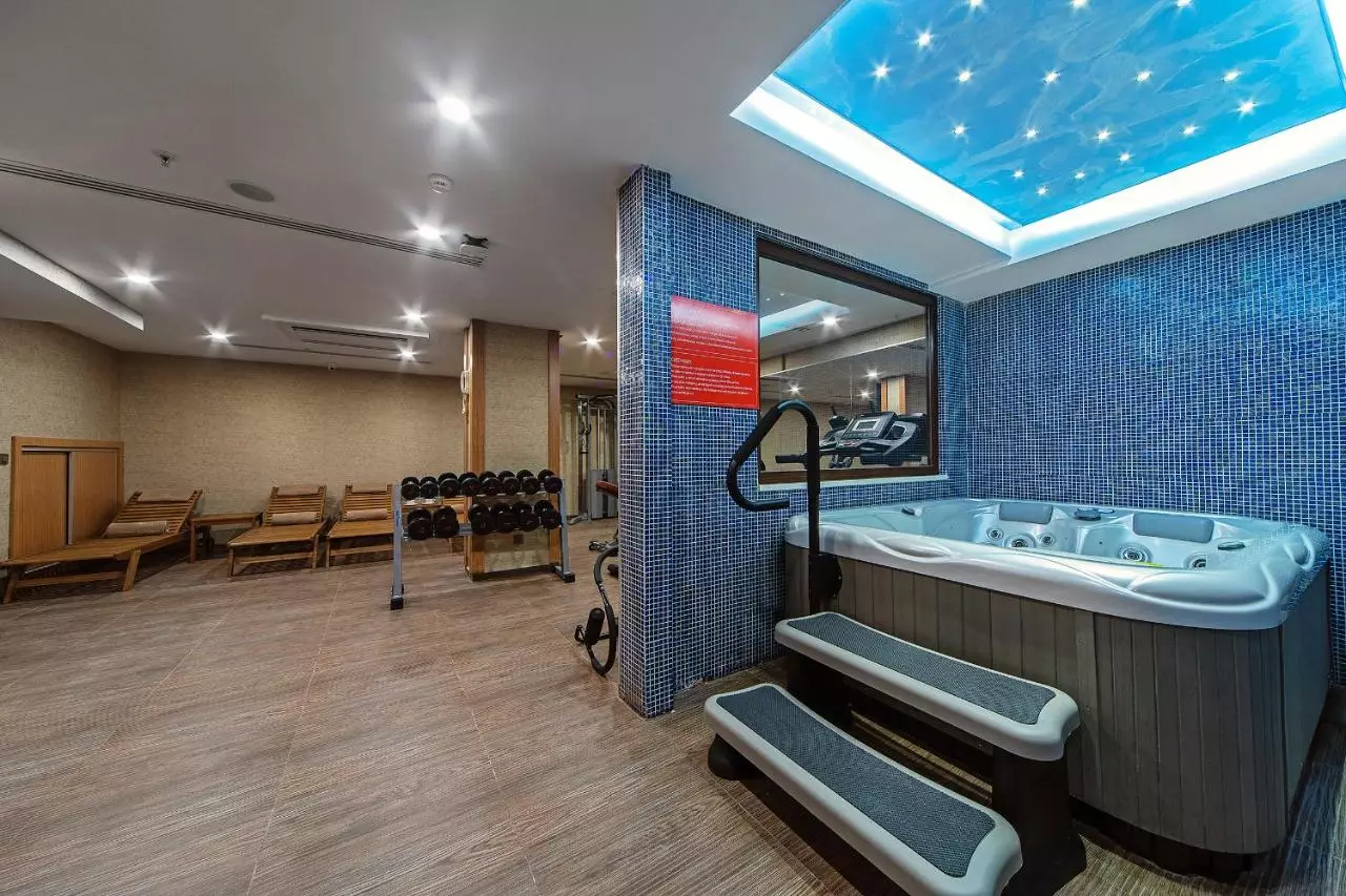 موکارناس تکسیم استانبول