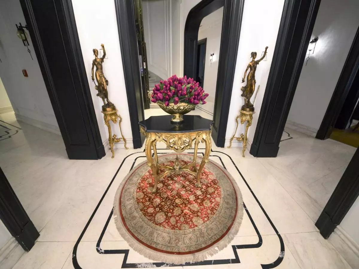 آکا لاش تکسیم استانبول