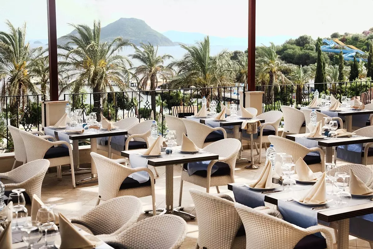 یاسمین ریزورت بدروم