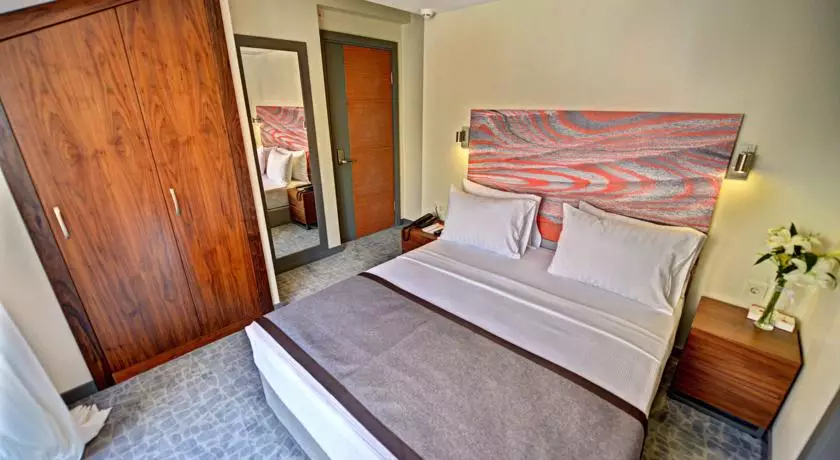 آل این استانبول