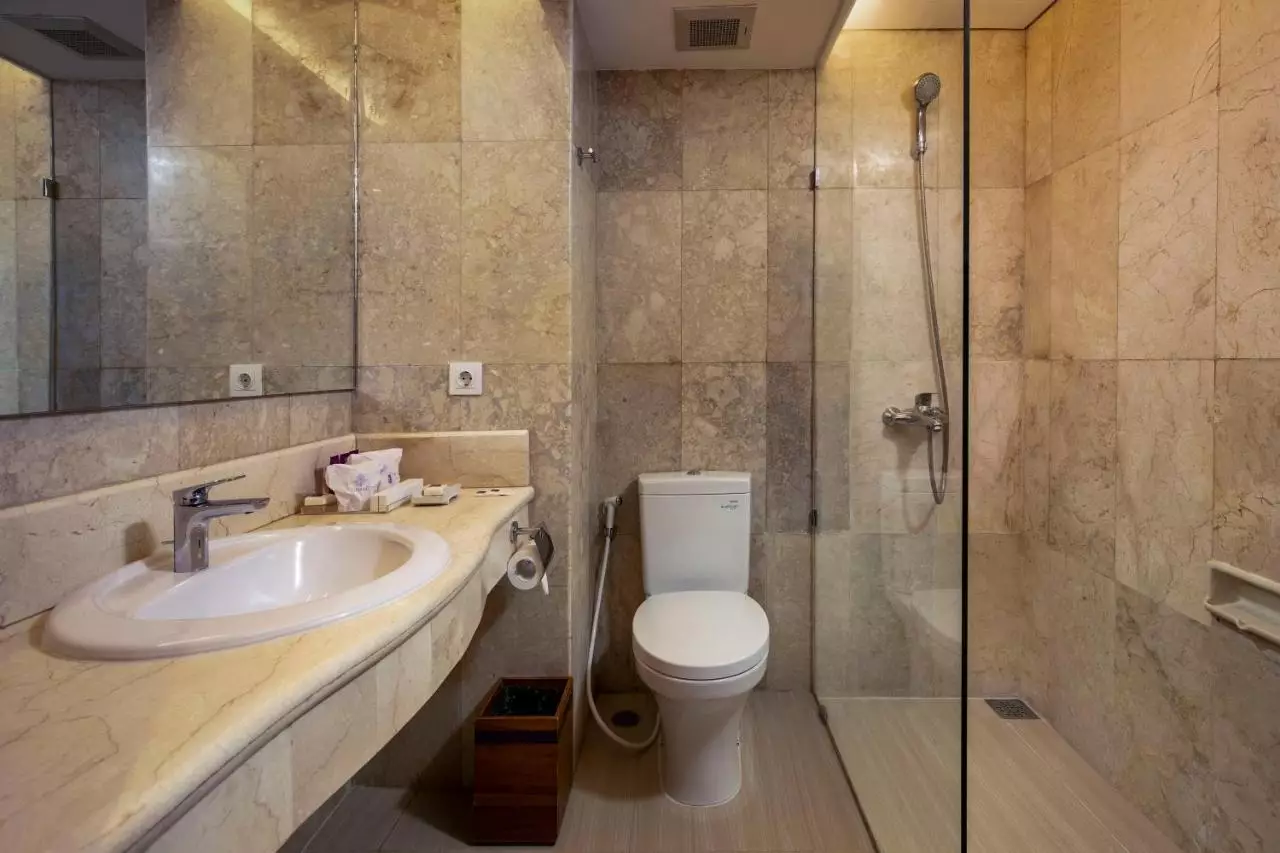 تورنتوم فورمرلی گرند ایینا