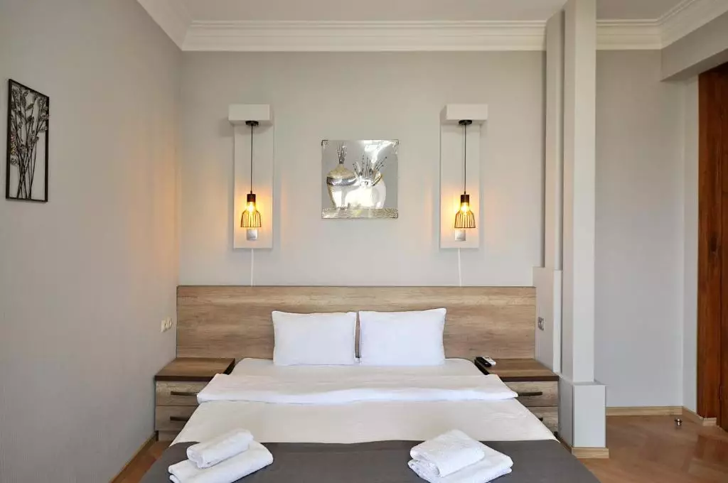 هتل لیوین تفلیس