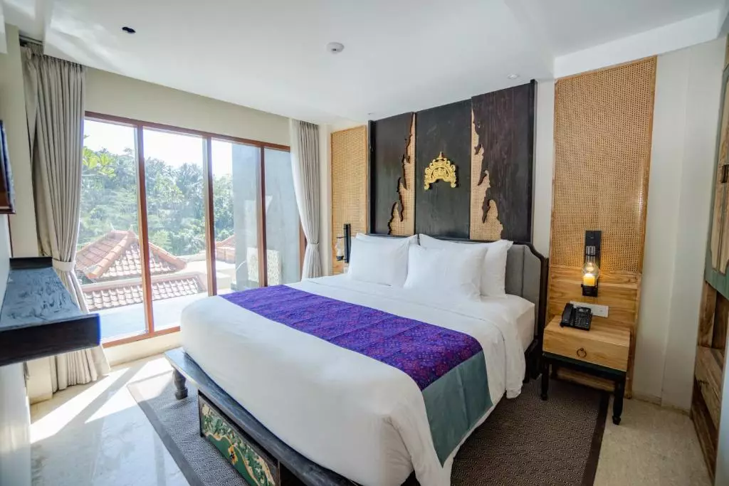 مت لند ونیا اوبود