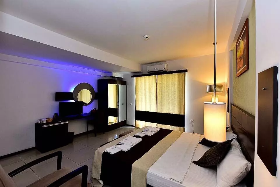 پارکیم آیاز