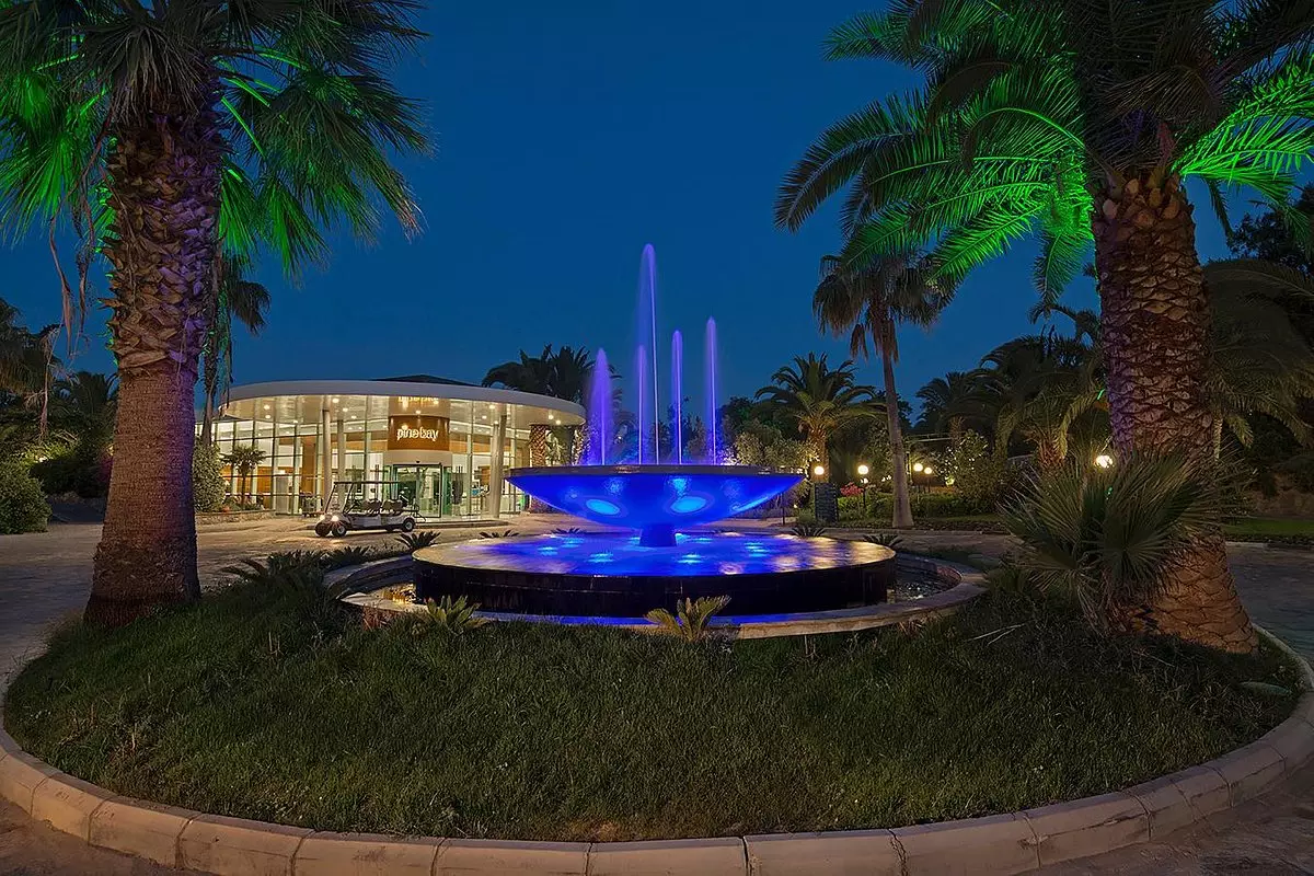 هتل پاین بی هالیدی ریزورت