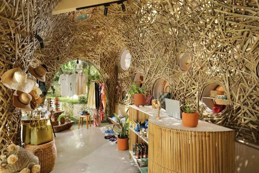 پادما ریزورت لگیان بالی