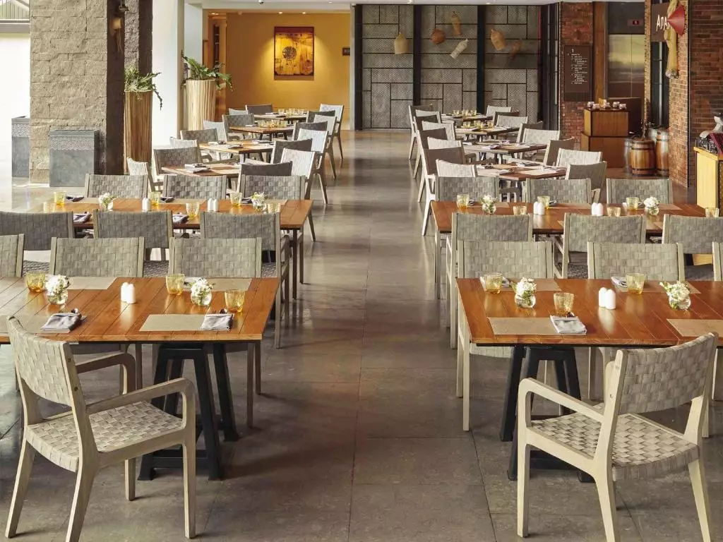 موون پیک ریزورت بالی