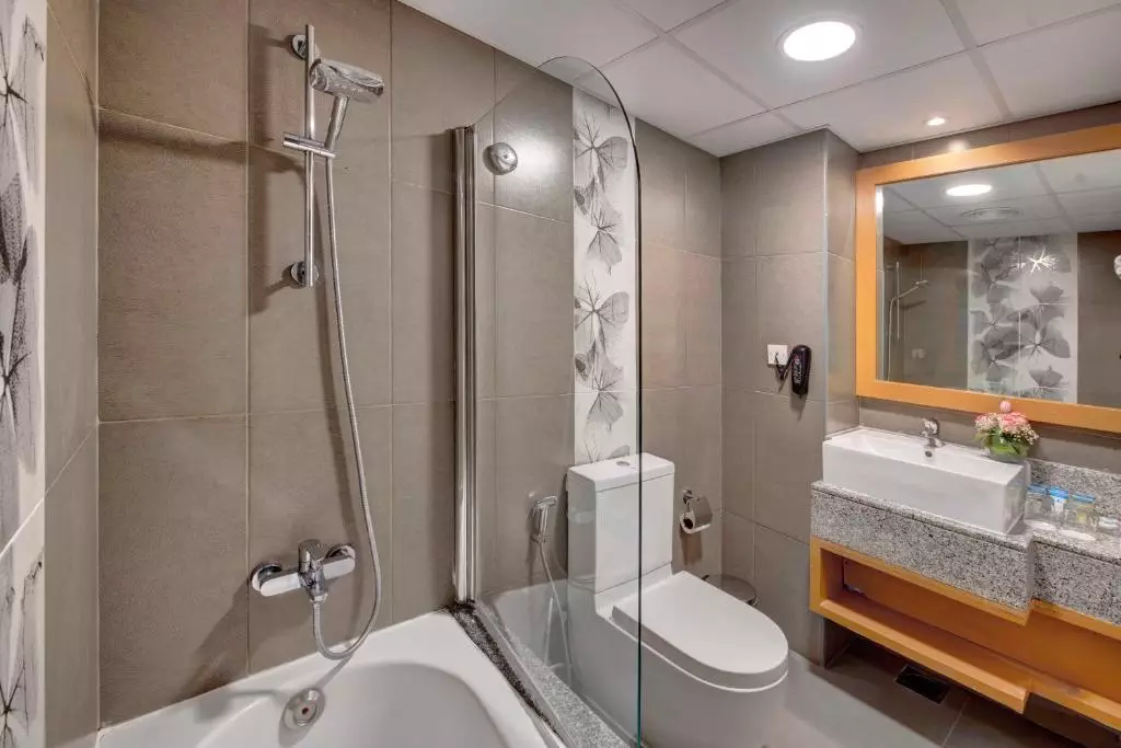 لوتوس گرند دبی