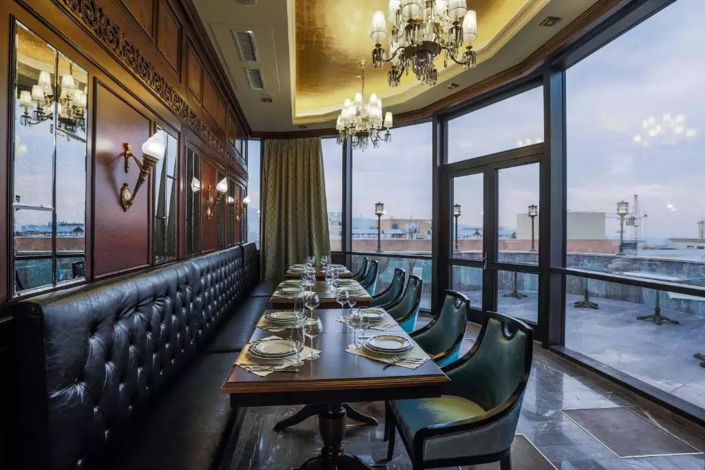 گلدن پالاس ایروان