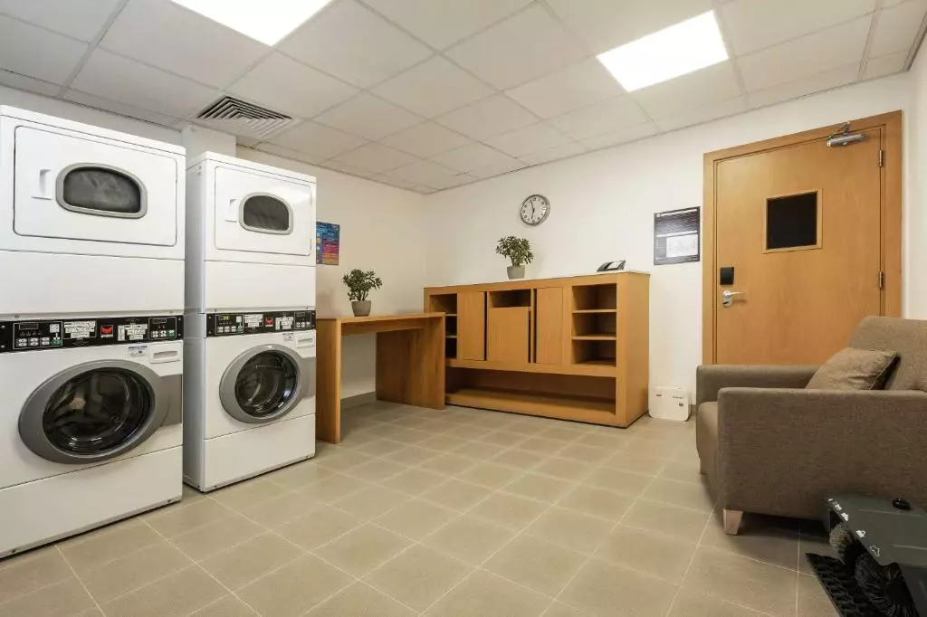 هیلتون گاردن این دبی مال دبی