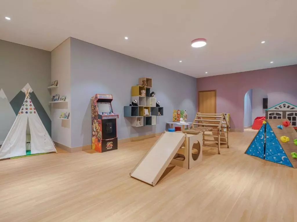 سوئیس اوتل الغریر دبی