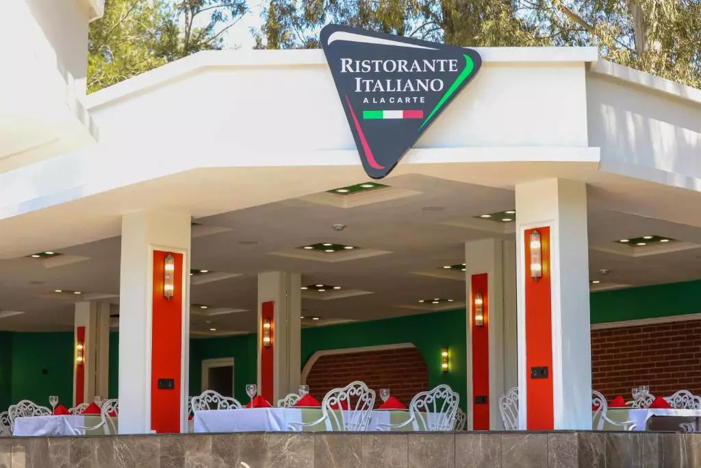 کریستال گرین بی ریزورت اسپا