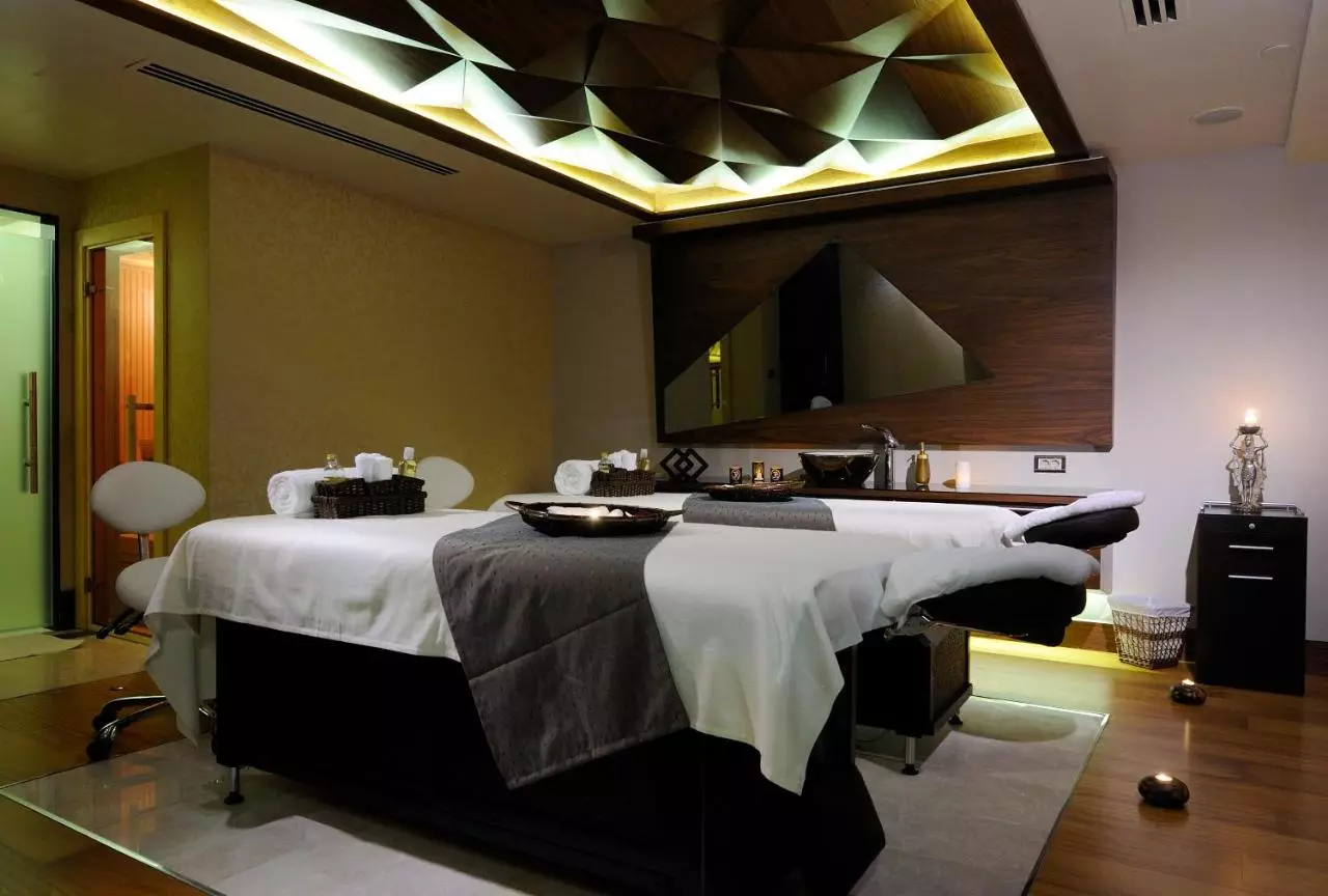 الیسیوم تکسیم استانبول