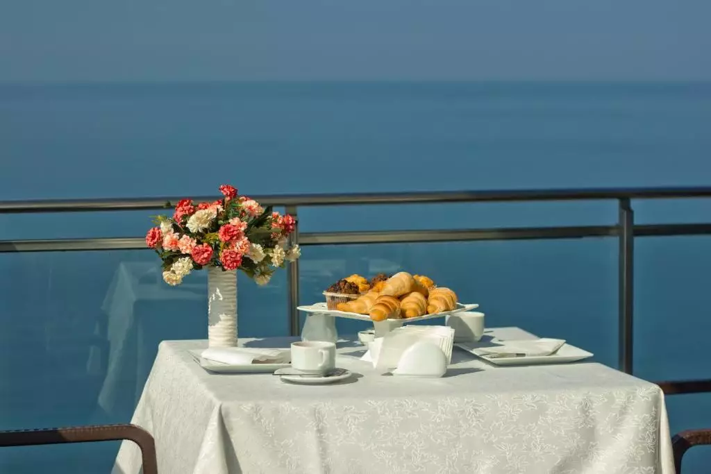 اسکای این باتومی