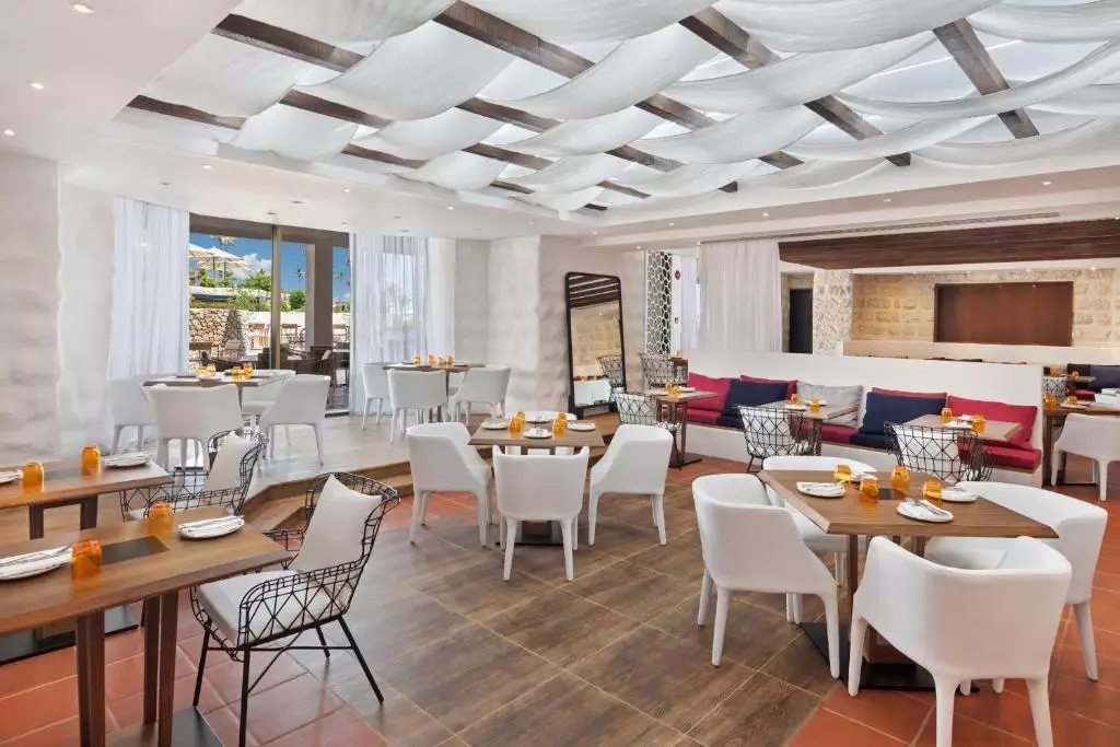 جی ای بیچ دبی