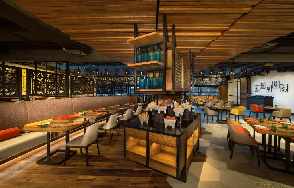 حیات ریجنسی دبی کریک هایتس