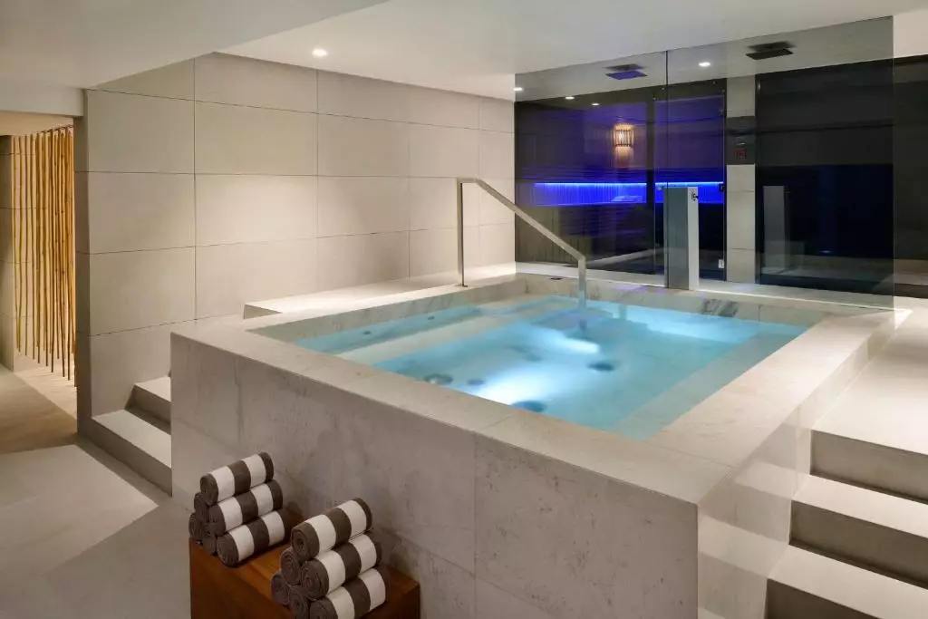 اینترکانتیننتال دبی