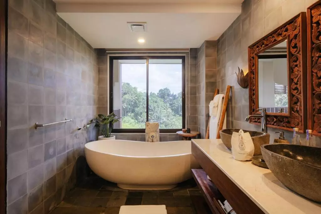 مت لند ونیا اوبود