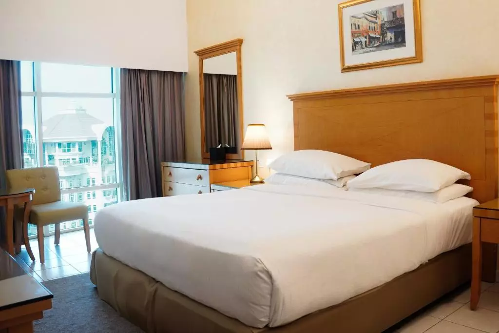 سوئيس الموروج دبی