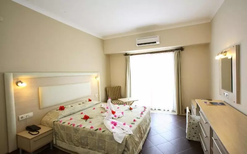 فور اور کلاب