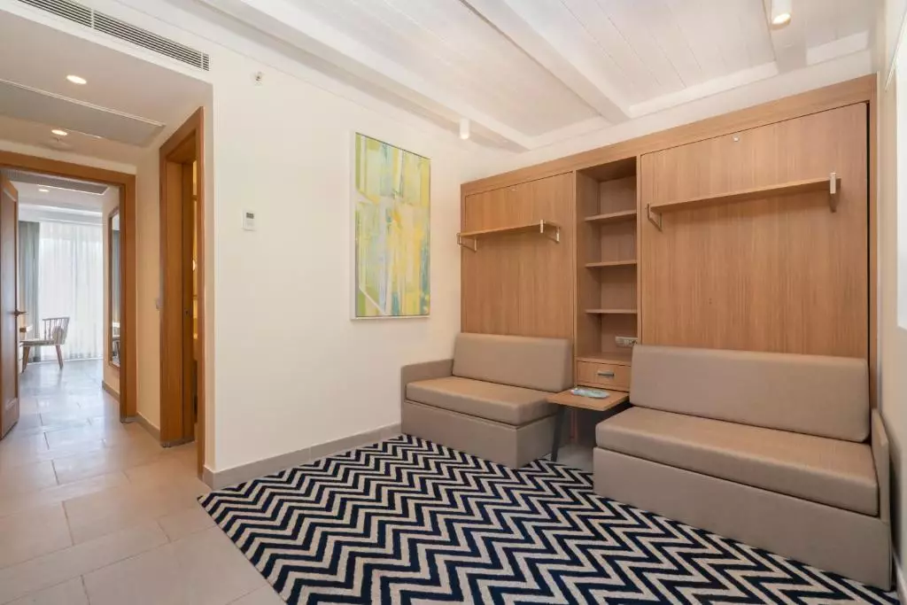 تایتانیک لاکچری کالکشن بدروم