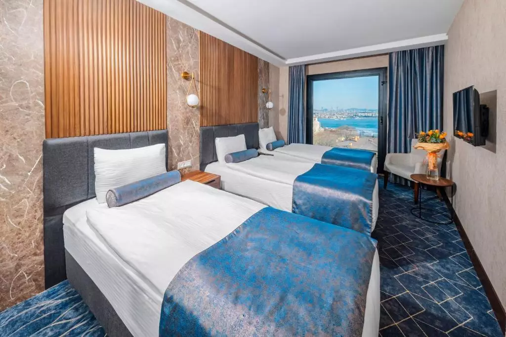 رینگ استون بسفروس استانبول