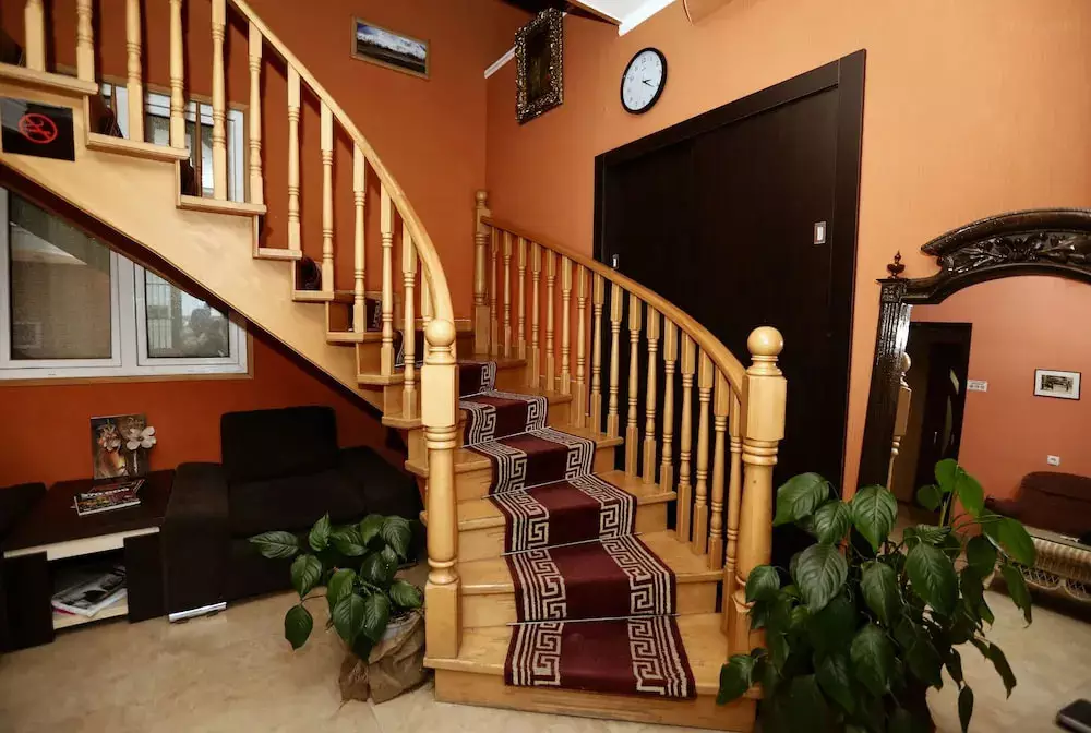 ایساکا تفلیس